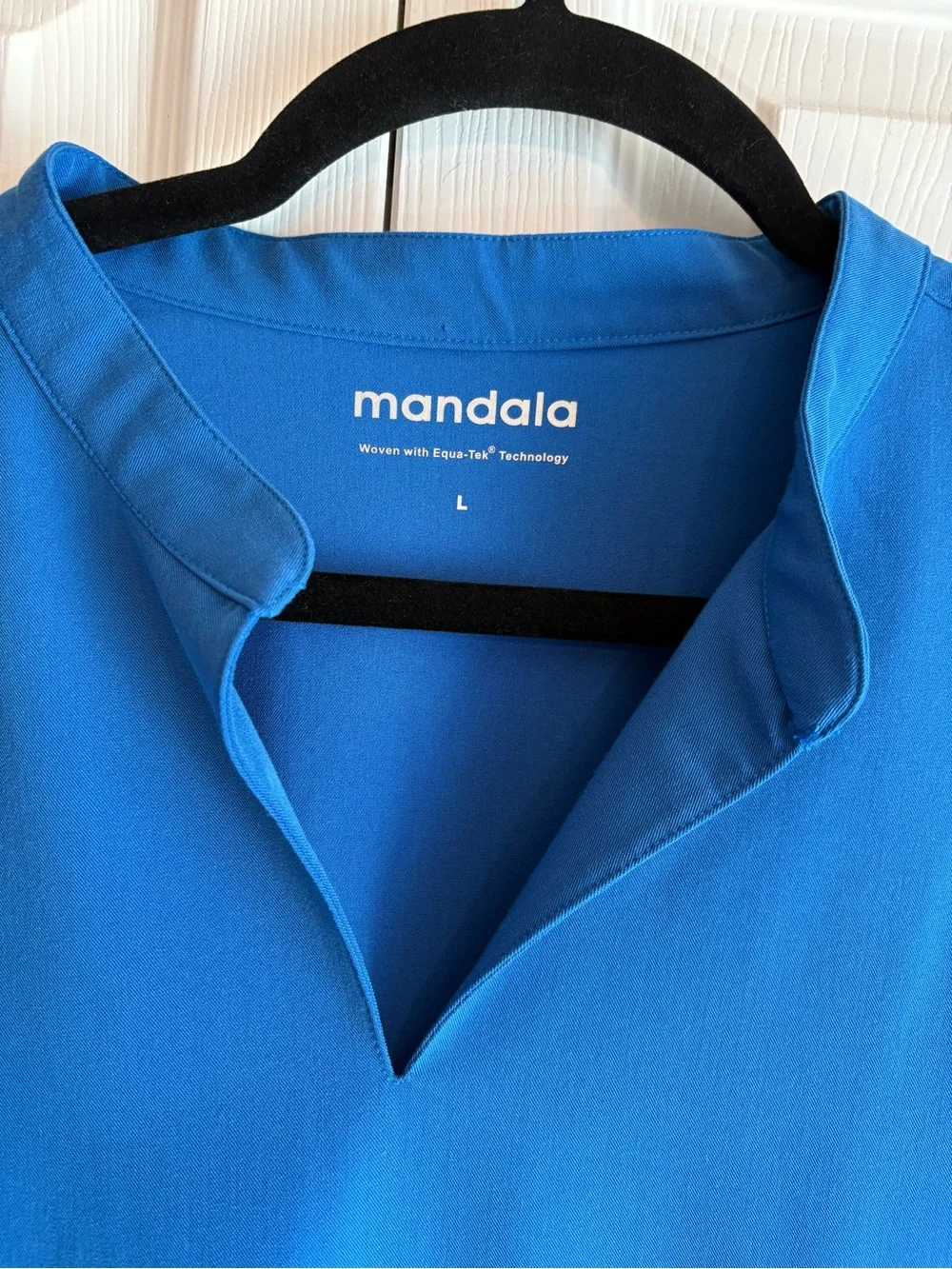 Mandala Scrub Top Royal Blue V-Neck Oversized Style Short Sleeve Top Size Large - Picture 2 of 9